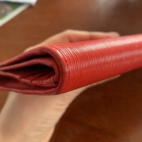 Nina Ricci Wallet - Picture 7 of 8